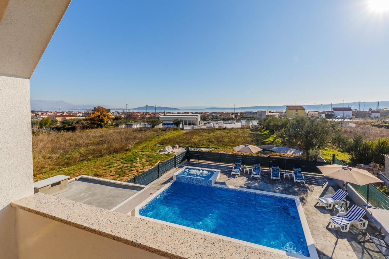 Villa Lamarin Kaštela エクステリア 写真
