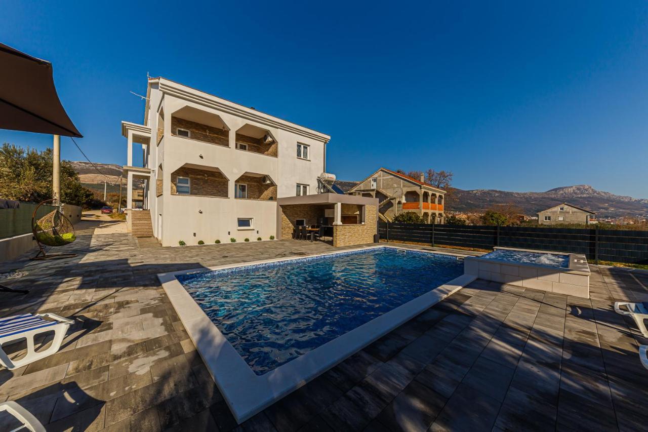 Villa Lamarin Kaštela エクステリア 写真